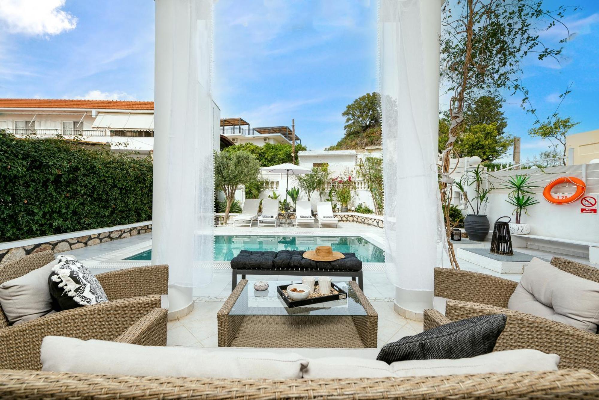 Mikaela'S Pool House Βίλα Αφάντου Εξωτερικό φωτογραφία